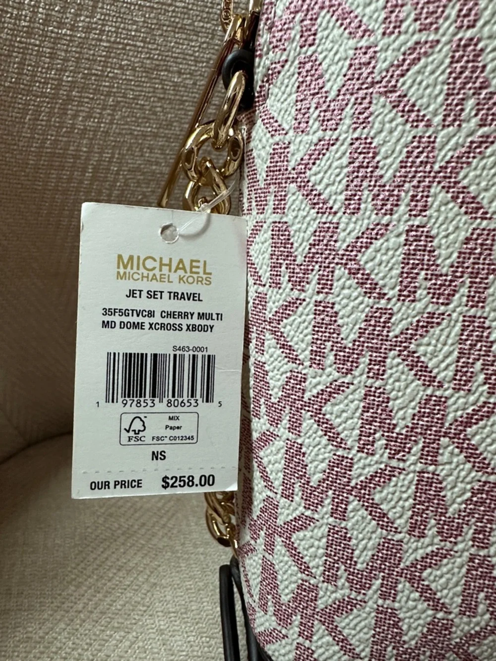 Michael Kors Wine and Pink Crossbody with Gold Chain Detail - Picture 3 of 10